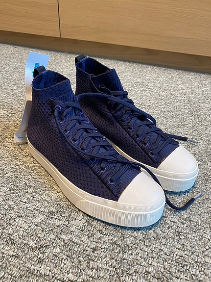 Product image 1 of 7