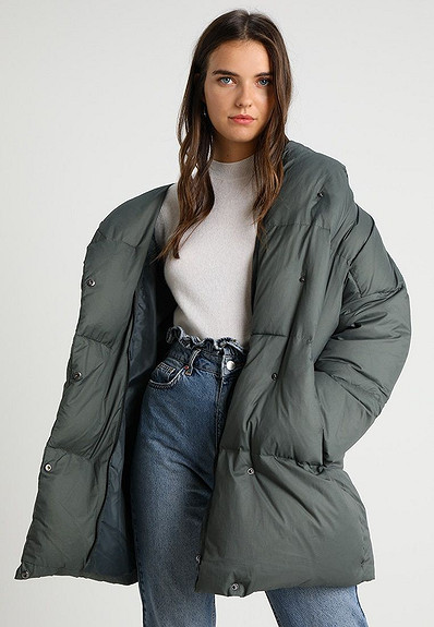 ligevægt Tjen holdall Siste dag før UFF. And Less Catrine Parkas | FINN torget