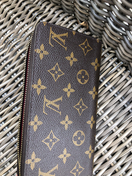Louis Vuitton Zippy Wallet | FINN torget