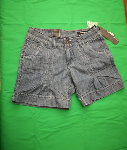 Product image 1 of 7