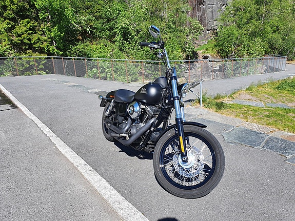 Harley-Davidson Street bob 103 4 of 5