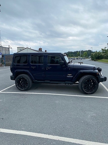 Jeep Wrangler 5 of 5