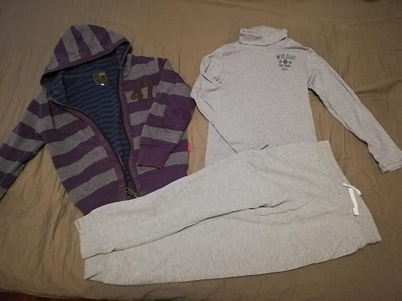 Product image 1 of 2
