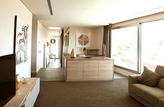 En megler med gode referanser -  SPANIA1.no