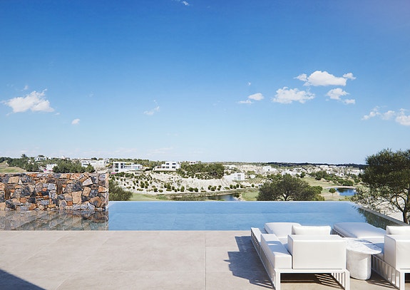 En megler med gode referanser - SPANIA1.no