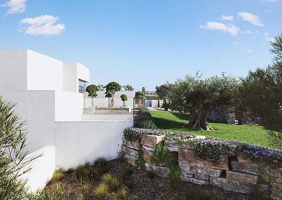 En megler med gode referanser - SPANIA1.no