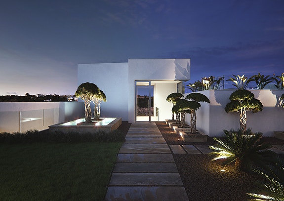 En megler med gode referanser - SPANIA1.no