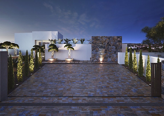 En megler med gode referanser - SPANIA1.no