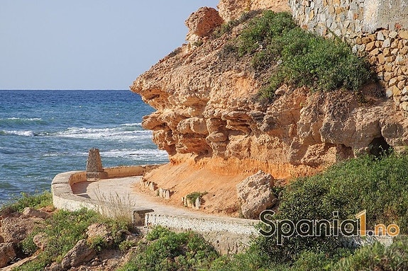 En megler med gode referanser -  SPANIA1.no