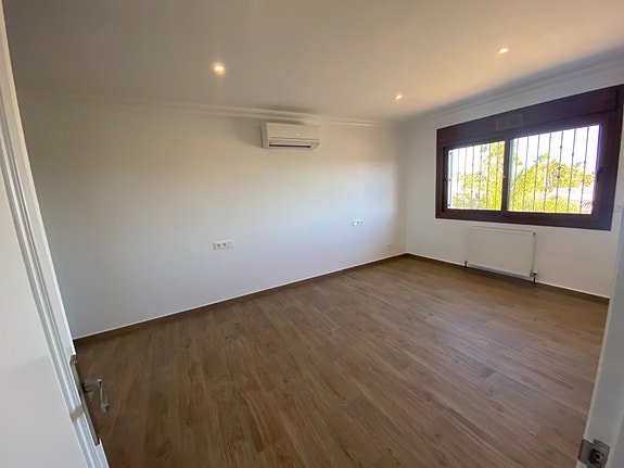 En megler med gode referanser - SPANIA1.no