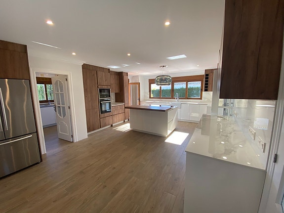 En megler med gode referanser - SPANIA1.no