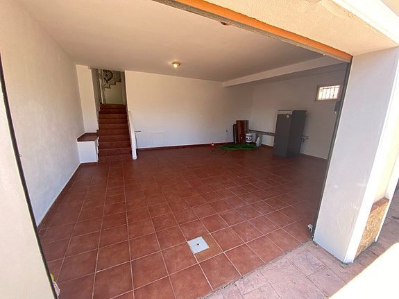 En megler med gode referanser - SPANIA1.no