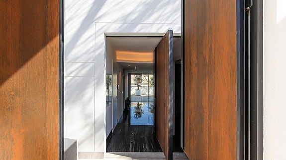 En megler med gode referanser - SPANIA1.no