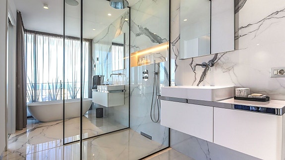 En megler med gode referanser - SPANIA1.no