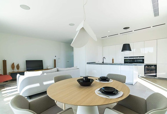 En megler med gode referanser - SPANIA1.no