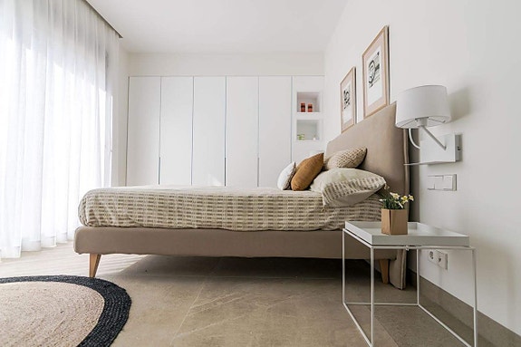 En megler med gode referanser - SPANIA1.no