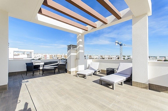 En megler med gode referanser -  SPANIA1.no