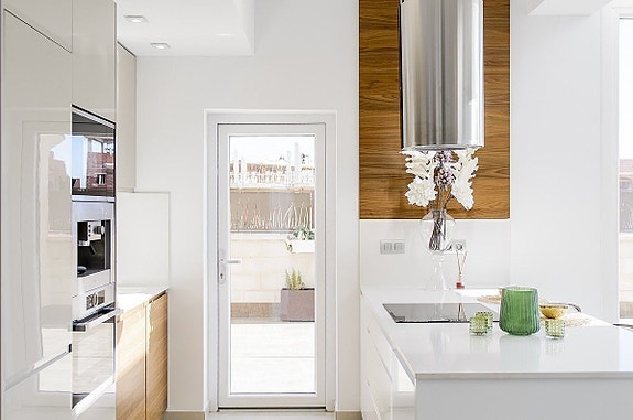 En megler med gode referanser -  SPANIA1.no