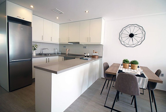 En megler med gode referanser -  SPANIA1.no