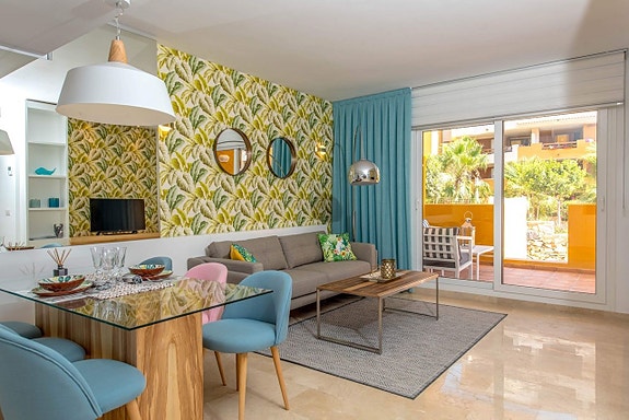 En megler med gode referanser - SPANIA1.no