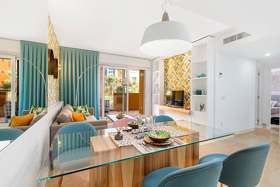 En megler med gode referanser - SPANIA1.no