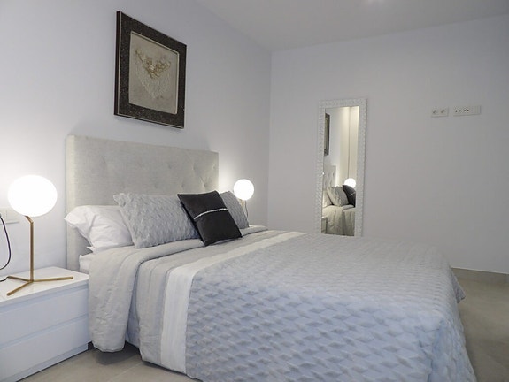 En megler med gode referanser -  SPANIA1.no