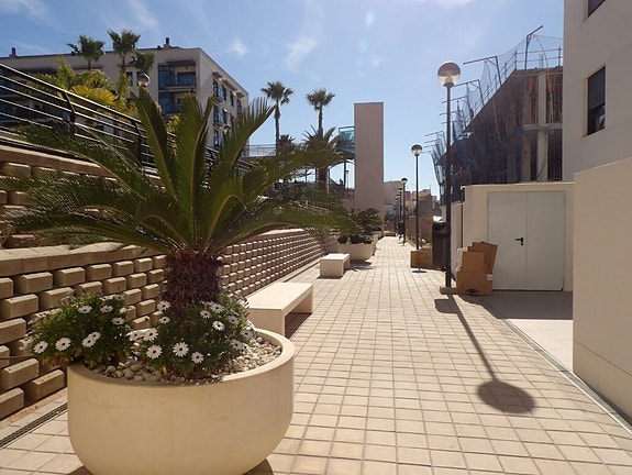 En megler med gode referanser -  SPANIA1.no