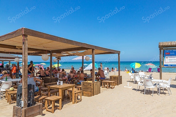 En megler med gode referanser -  SPANIA1.no