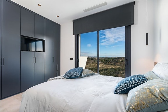 En megler med gode referanser -  SPANIA1.no