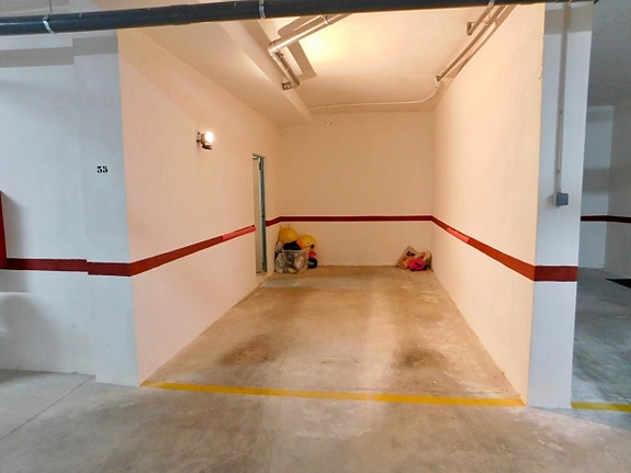 En megler med gode referanser -  SPANIA1.no