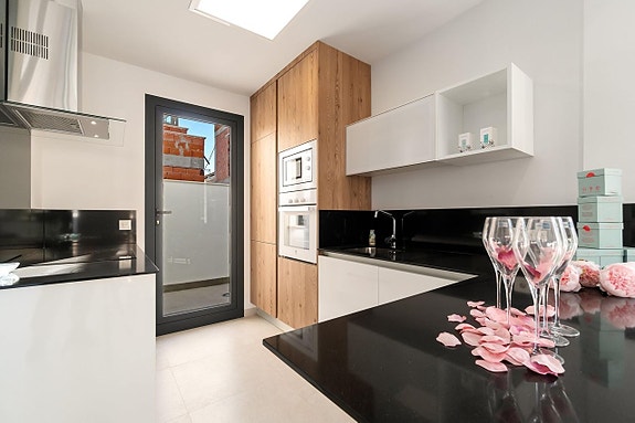 En megler med gode referanser - SPANIA1.no