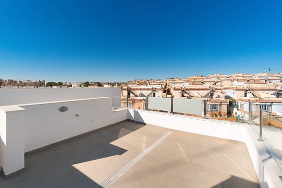 En megler med gode referanser - SPANIA1.no