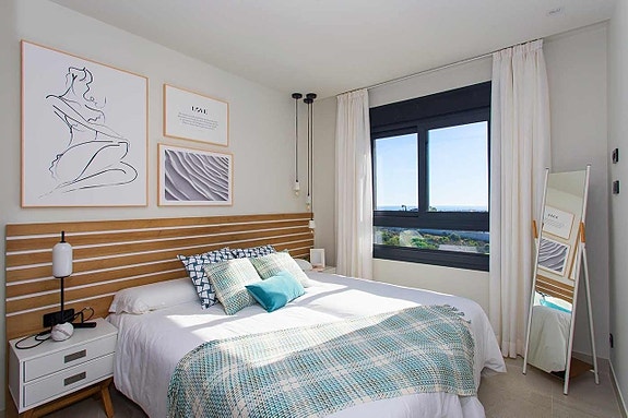 En megler med gode referanser - SPANIA1.no