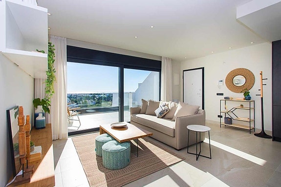 En megler med gode referanser - SPANIA1.no