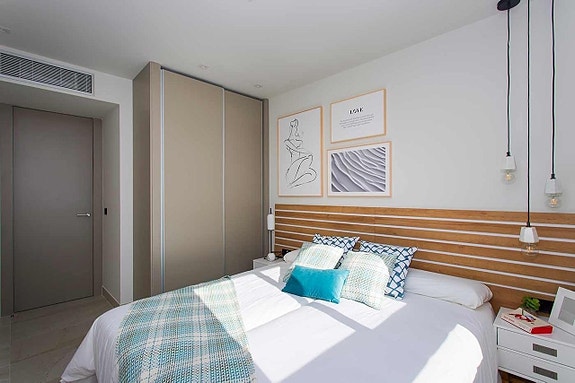 En megler med gode referanser - SPANIA1.no