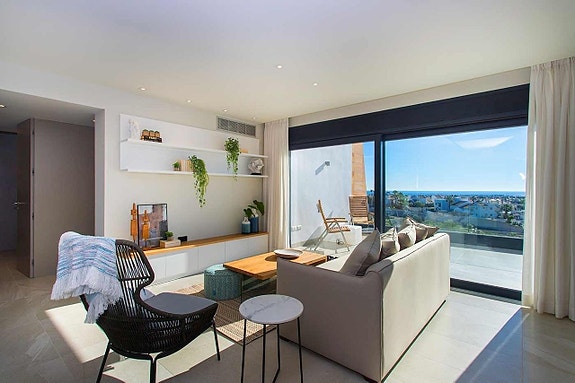 En megler med gode referanser - SPANIA1.no