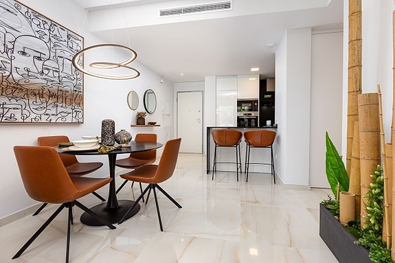 En megler med gode referanser - SPANIA1.no