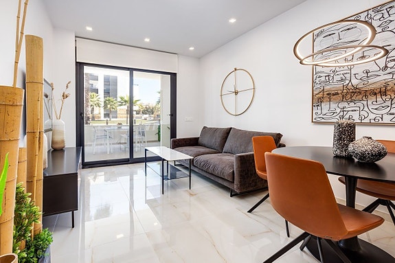 En megler med gode referanser - SPANIA1.no