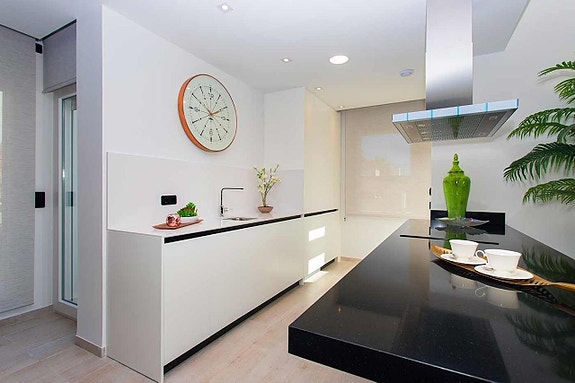 En megler med gode referanser - SPANIA1.no