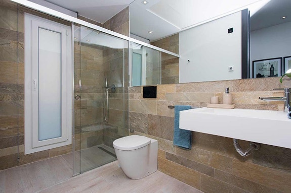 En megler med gode referanser - SPANIA1.no