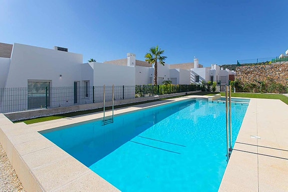 En megler med gode referanser - SPANIA1.no