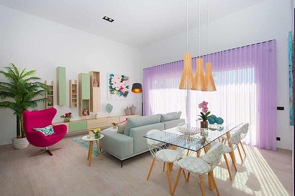 En megler med gode referanser - SPANIA1.no