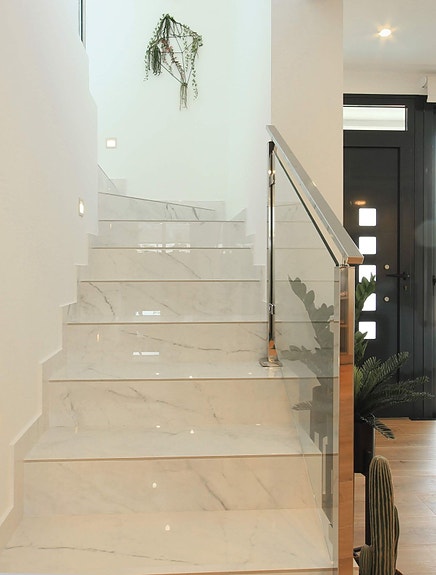 En megler med gode referanser - SPANIA1.no