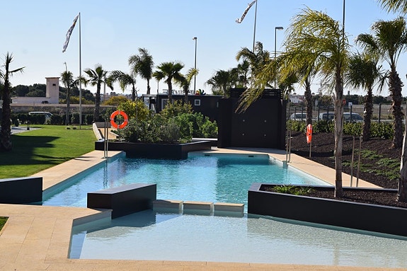 En megler med gode referanser - SPANIA1.no