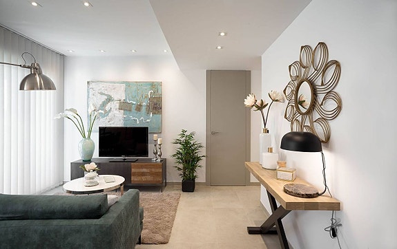 En megler med gode referanser - SPANIA1.no