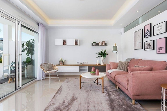 En megler med gode referanser -  SPANIA1.no