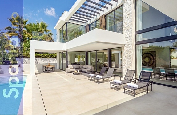 En megler med gode referanser - SPANIA1.no