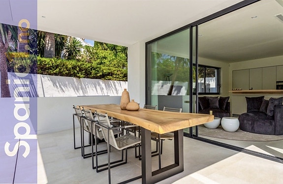 En megler med gode referanser - SPANIA1.no