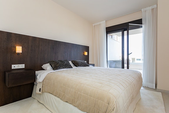 En megler med gode referanser - SPANIA1.no