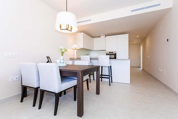 En megler med gode referanser - SPANIA1.no